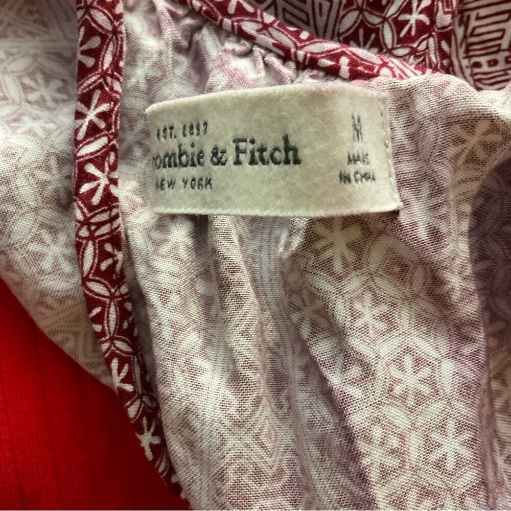 Abercrombie & Fitch Swing Top with Split Back Crop Top M Boho Festival Prints - Picture 9 of 9